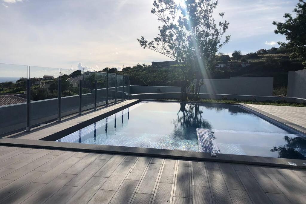 Villa Pinheira IV -Heated Swimming Pool And Jacuzzi Calheta  Exterior foto